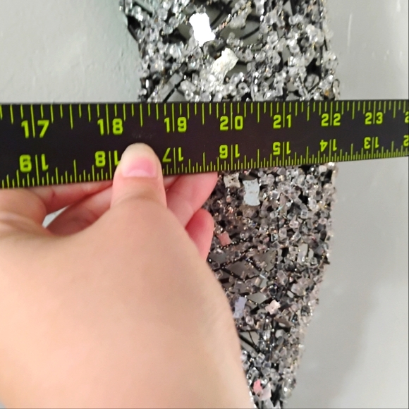 Pier One Silver Ice Woven Holiday Wreath 22" fine detailed ice crystals - Picture 8 of 12